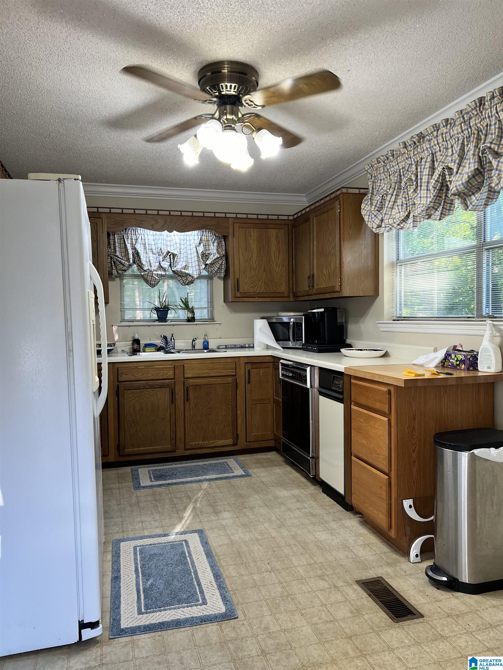 2802 Madison Street Adamsville, AL 35005 - Photo 11 of 51