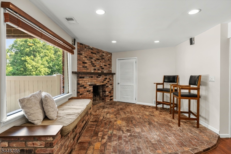 100 Pine Grove Road Berkeley Heights, NJ 07922 - Photo 41 of 48
