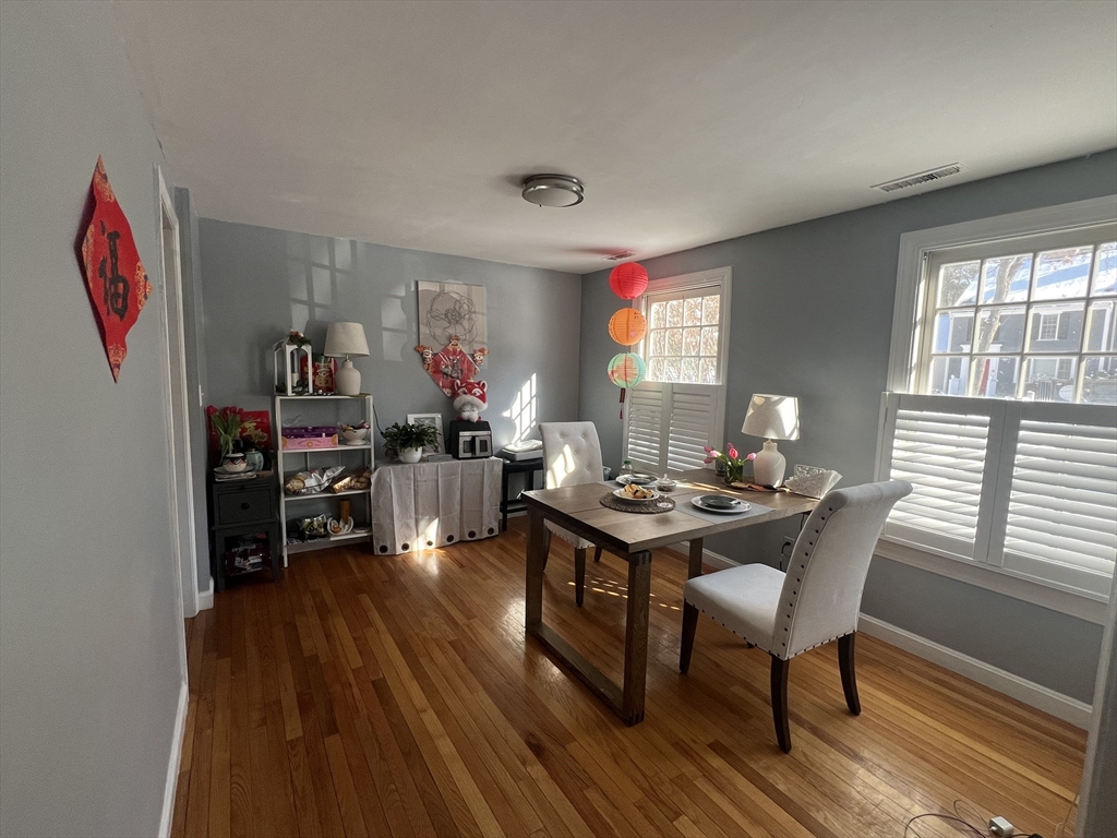 68 Jericho Road, Unit 68 Weston, MA 02493 - Photo 7 of 8