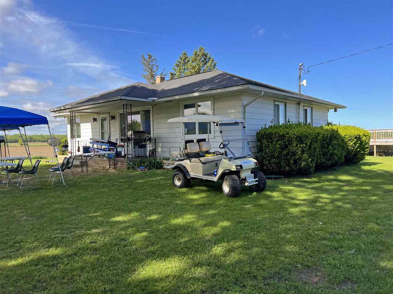 14686 South Fordney Road Chesaning, MI 48616 - Photo 1 of 15 50075285.JPG
