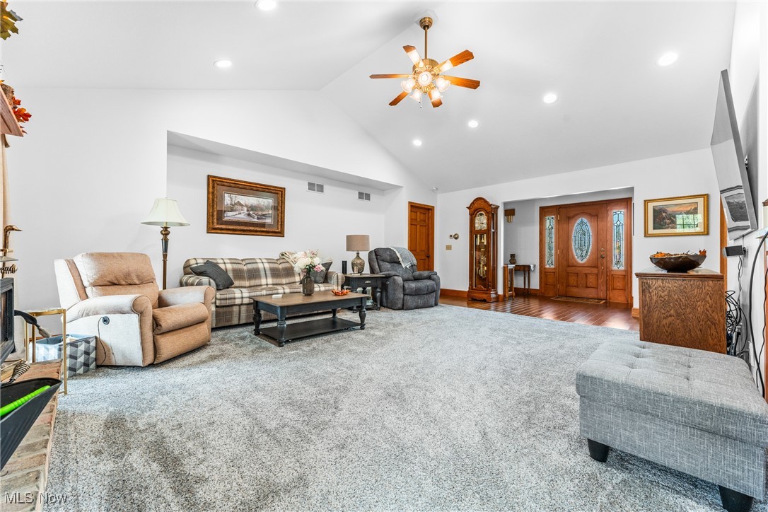 10298 Rapp Road New Middletown, OH 44442 - Photo 9 of 45 Gallery Image 9
