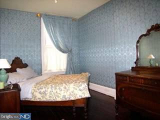 1835 Spruce Street Philadelphia, PA 19103 - Photo 5 of 6 Gallery Image 5