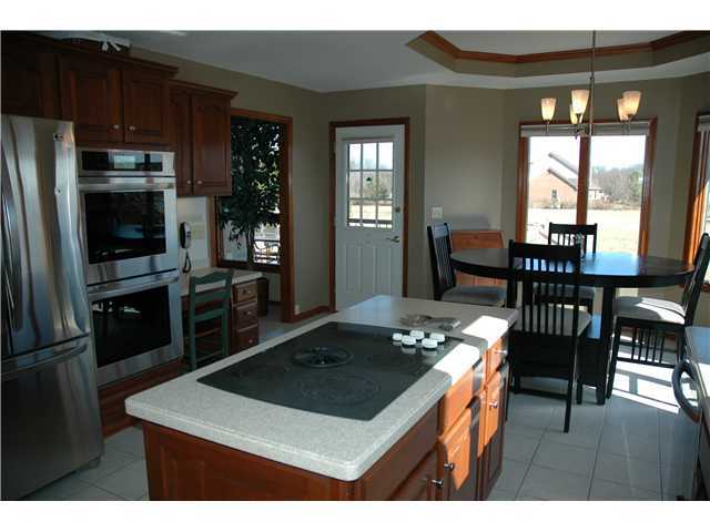 7847 Cook Road Powell, OH 43065 - Photo 8 of 25 Gallery Image 8