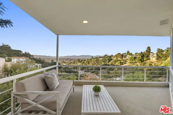 $2,350,000 | 3670 Avenida Del Sol, Studio City, CA 91604