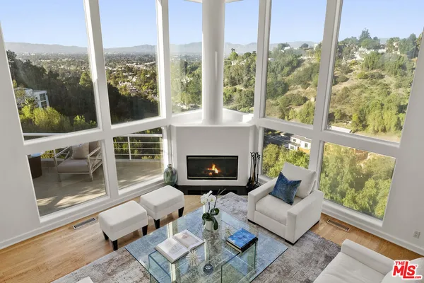 $2,350,000 | 3670 Avenida Del Sol, Studio City, CA 91604