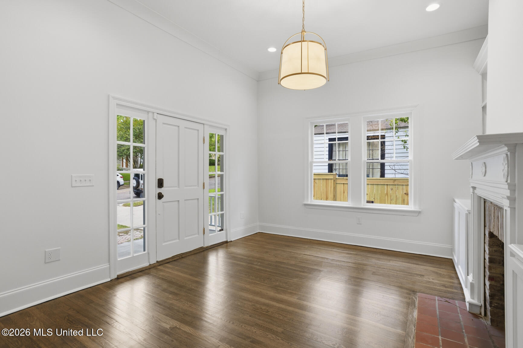 820 Fairview Street Jackson, MS 39202 - Photo 4 of 29 820 Fairview-9