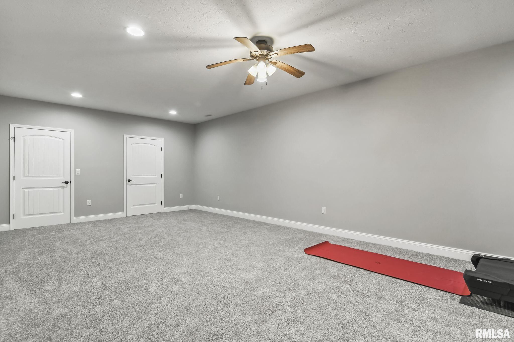 1900 Bent Creek Road Springfield, IL 62711 - Photo 36 of 42