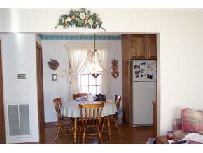 1821 Fairoaks Road Kingsport, TN 37664 - Photo 3 of 8 Photo 3