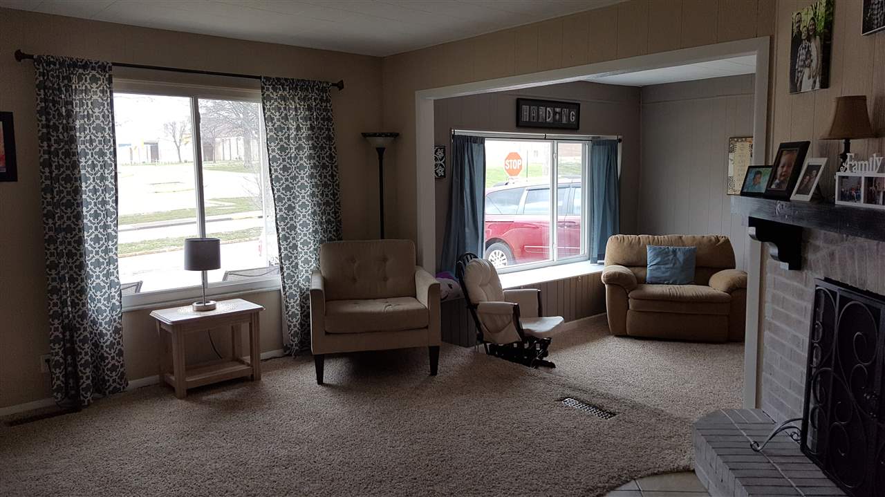 1101 Old Post Road Evansville, IN 47710 - Photo 4 of 33 Gallery Image 4