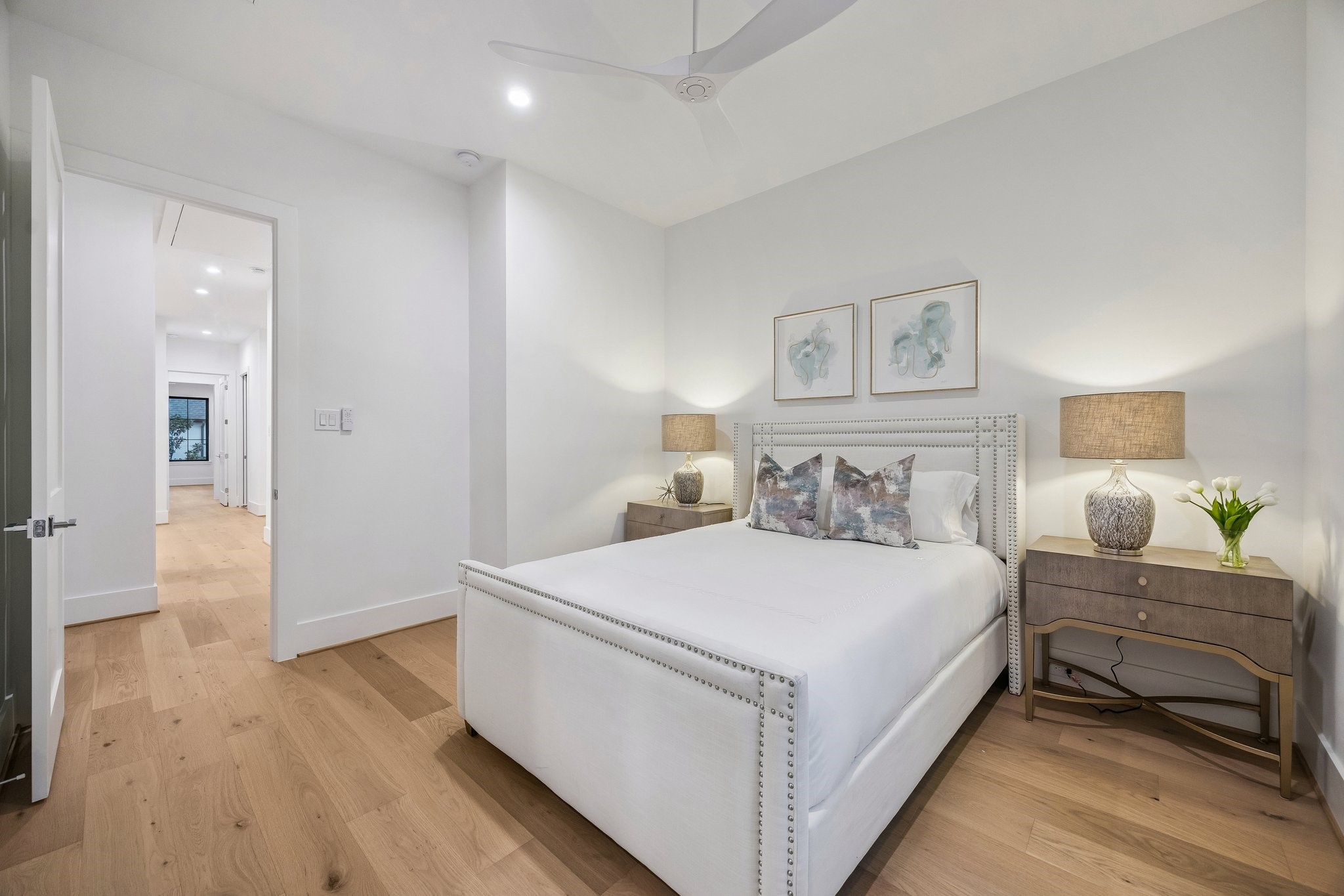 4034 Lanark Lane Houston, TX 77025 - Photo 25 of 32 Generous Secondary Bedrooms with beautifully completed bathrooms.