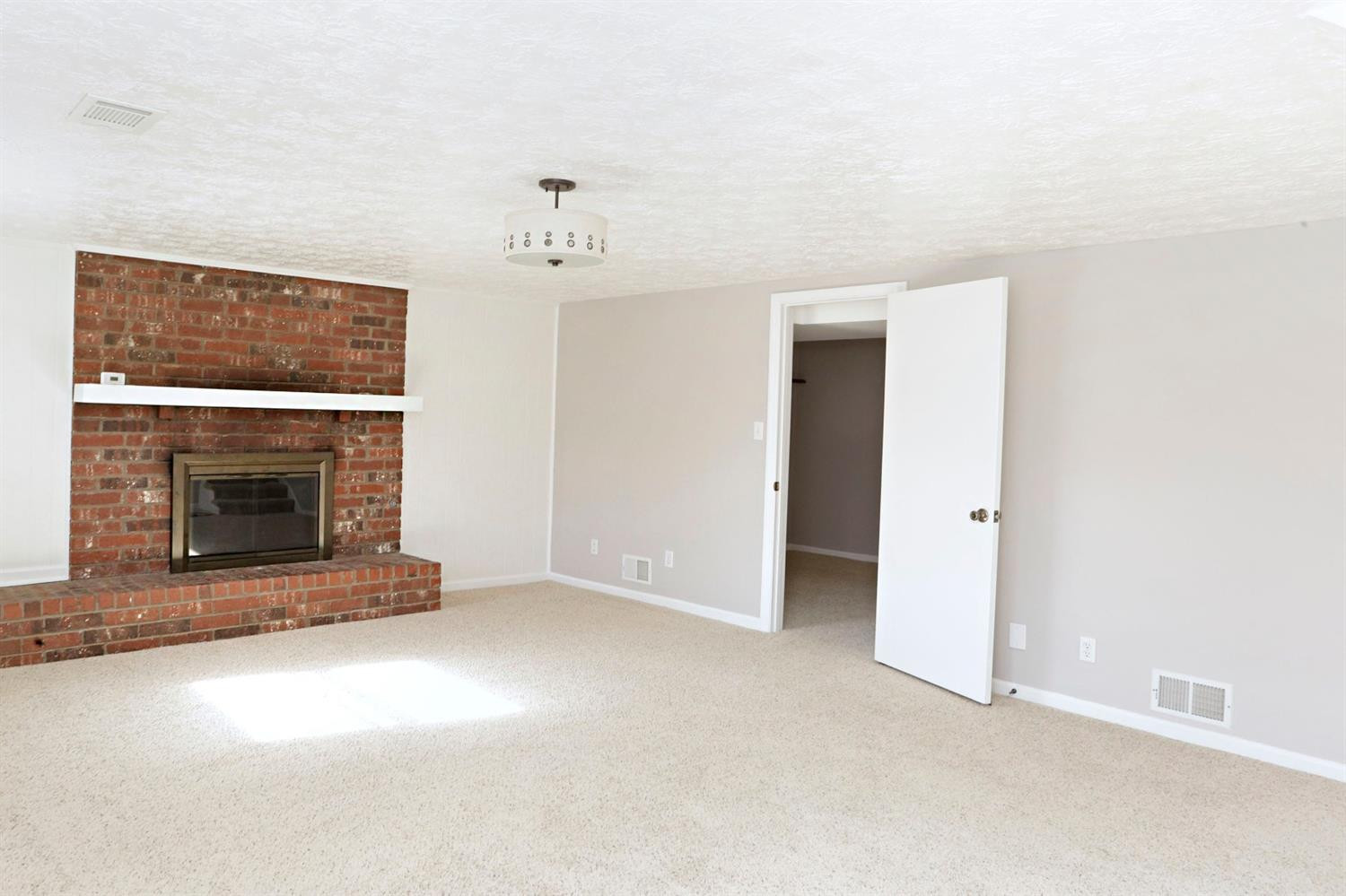 3329 High Hope Road Lexington, KY 40517 - Photo 13 of 34 Photo 13