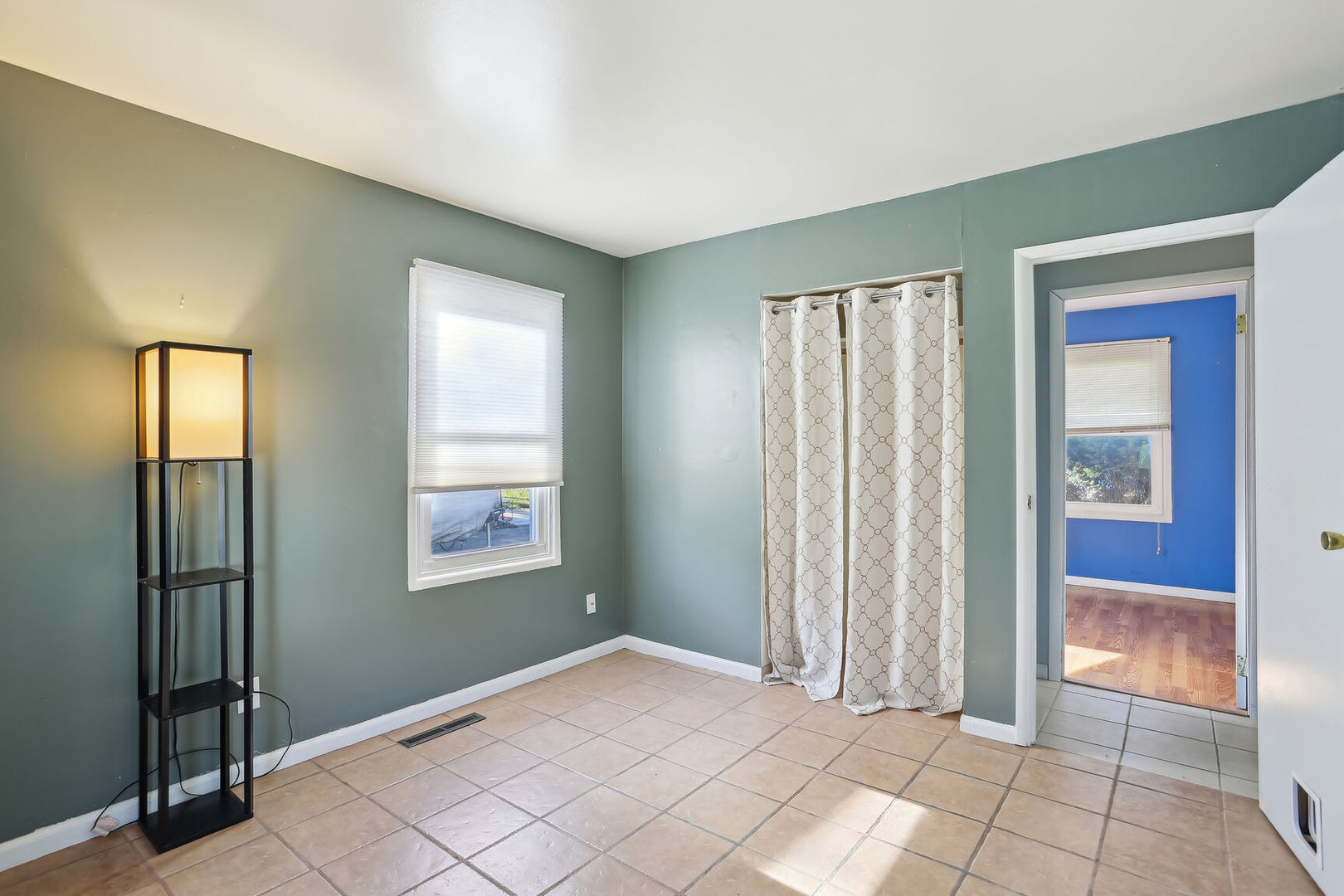 1706 Parkside Terrace Champaign, IL 61821 - Photo 13 of 25 Gallery Image 13