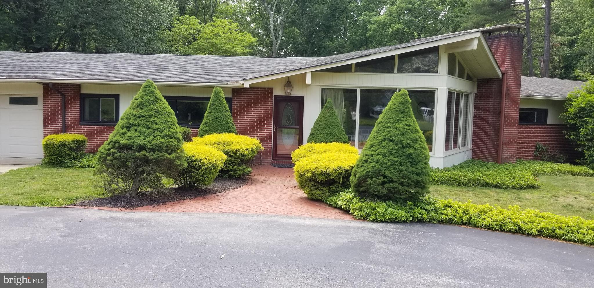 203 North Spring Valley Road Wilmington, DE 19807 - Photo 2 of 62 Gallery Image 2