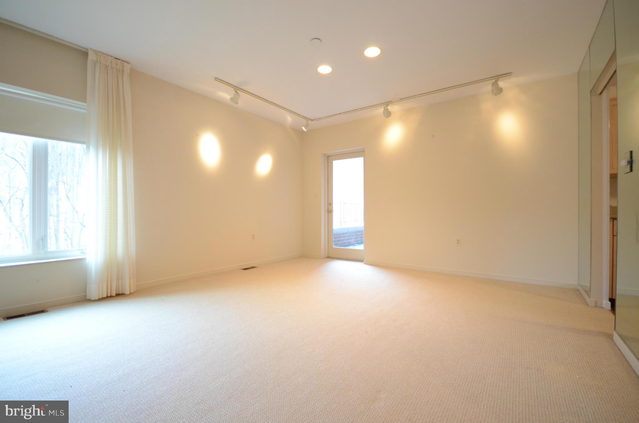 2331 Old Court Road, Unit 307 Baltimore, MD 21208 - Photo 6 of 21 Dining Room