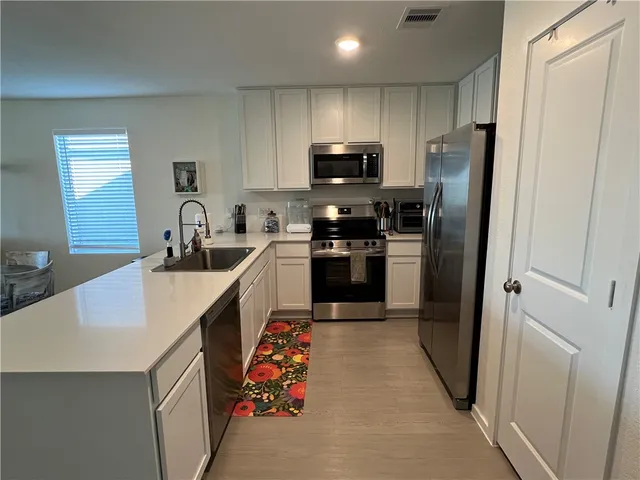 $2,200 | 5324 Gabby Pass, Bryan, TX 77807