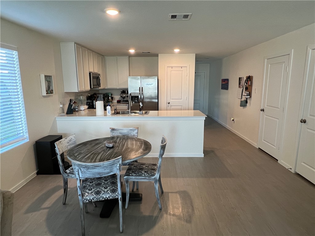 5324 Gabby Pass Bryan, TX 77807 - Photo 3 of 28