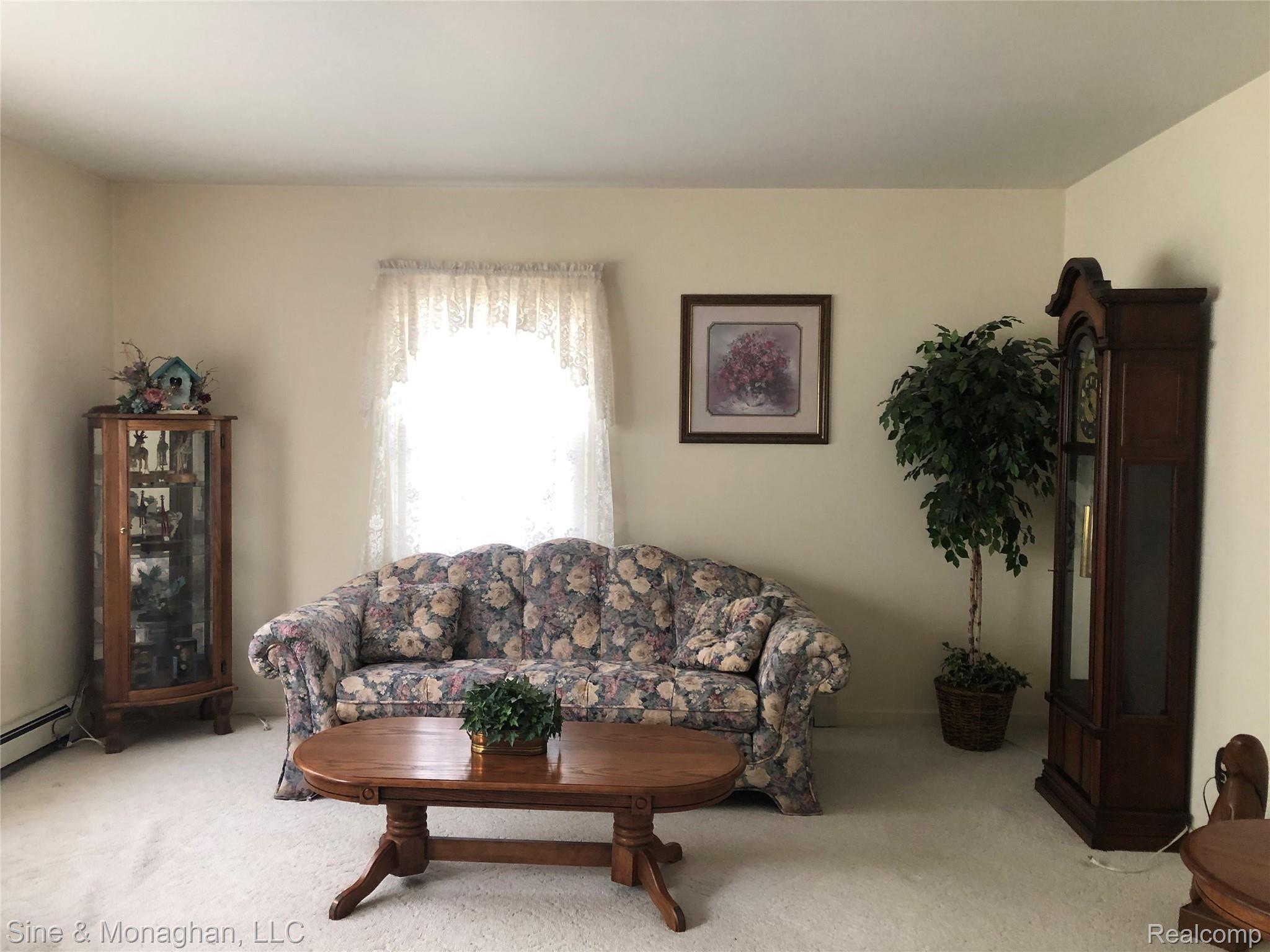 229 Cox Road St. Clair, MI 48079 - Photo 15 of 37 IMG_4165.jpg