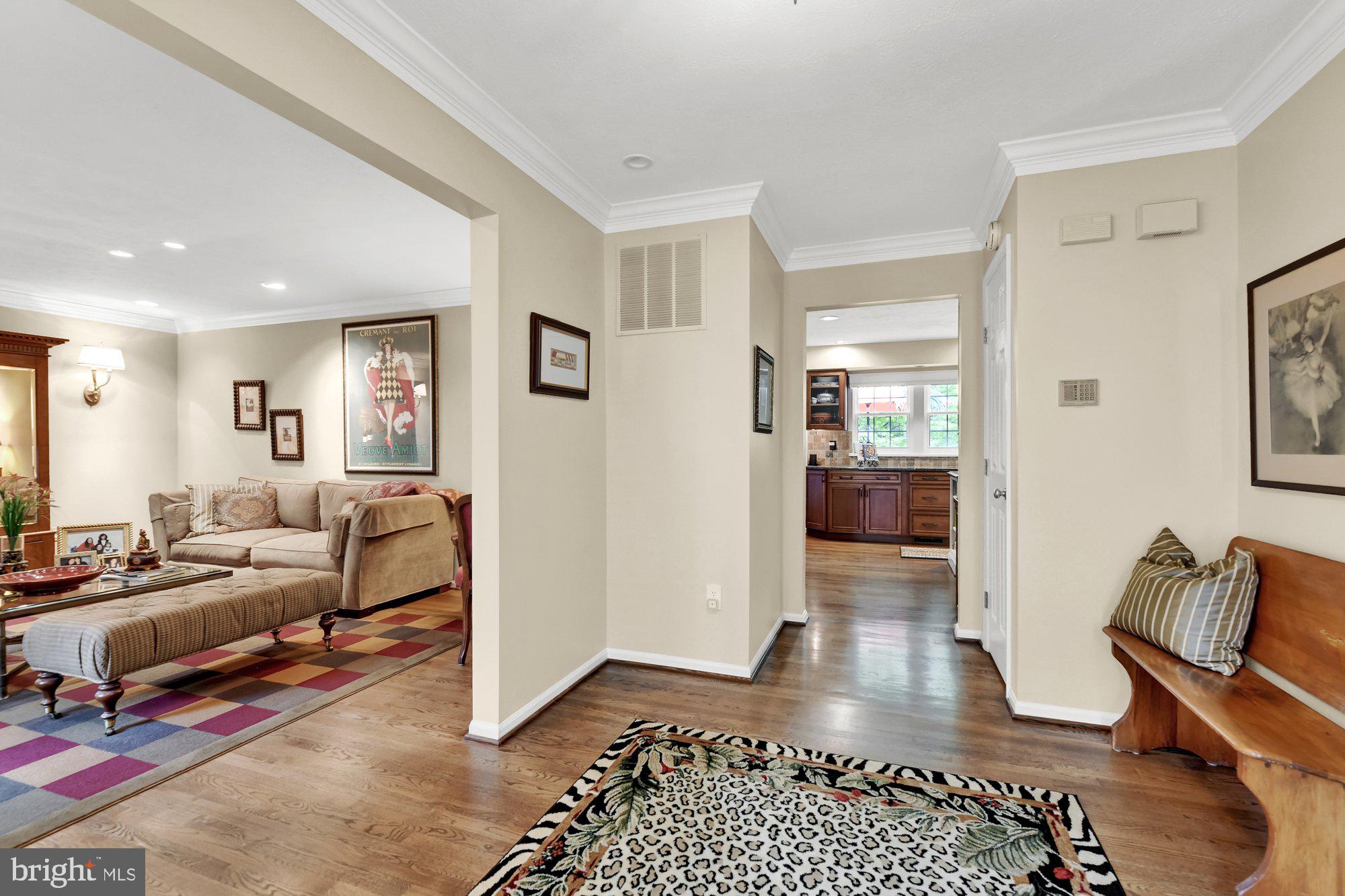 4 Boulder Brook Court Baltimore, MD 21209 - Photo 5 of 49 a living room with furniture and a rug