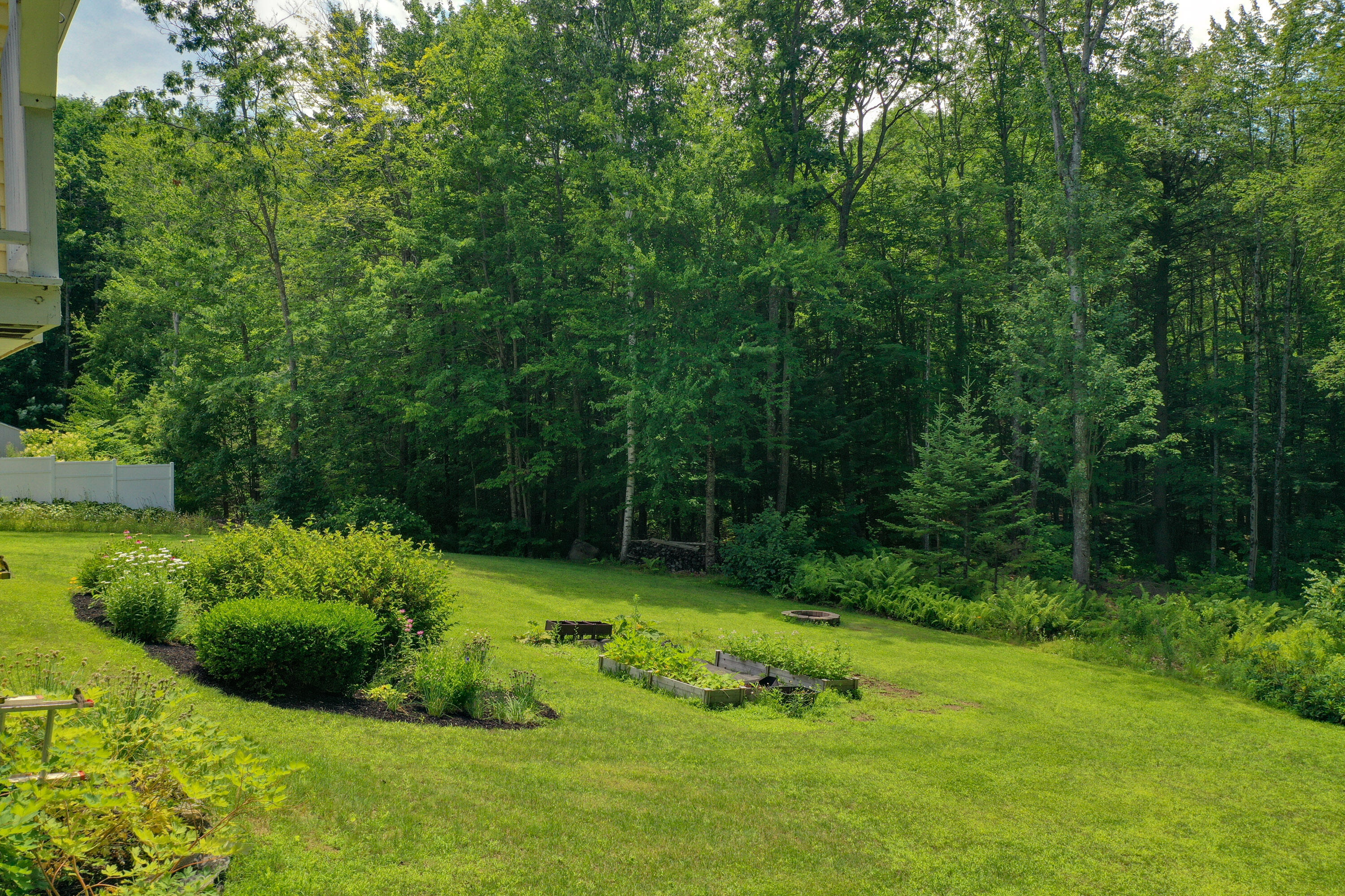 12 Oak Ridge Drive Standish, ME 04084 - Photo 5 of 58 12 Oak Ridge Lane-208