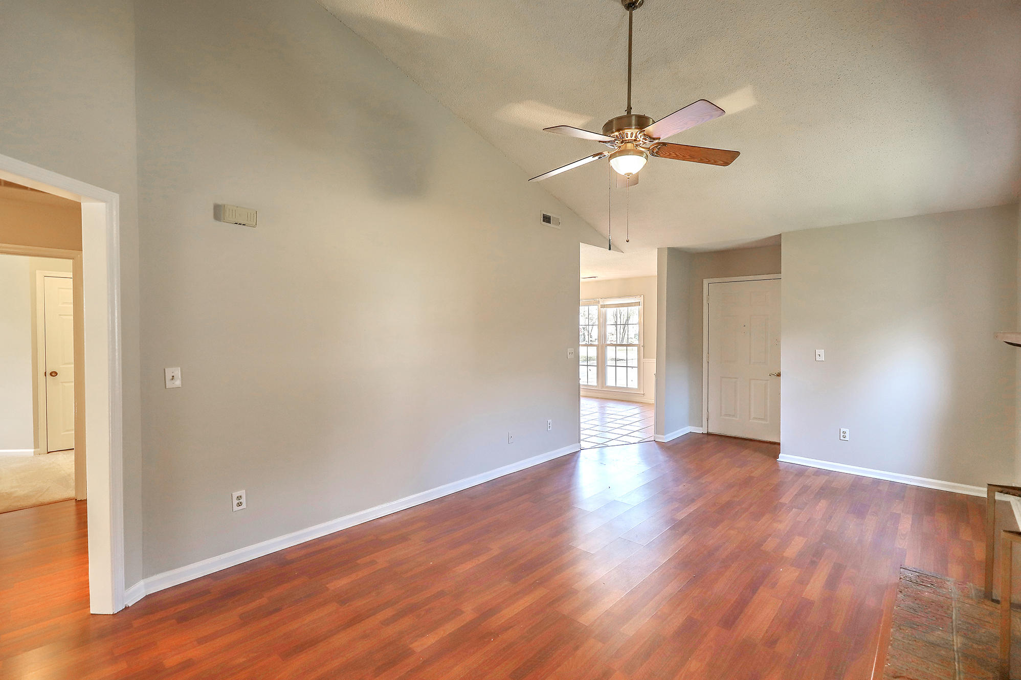 421 Hamlet Road Summerville, SC 29485 - Photo 7 of 31 IMG_5114_5_6