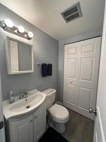 $375,000 | 2315 Nan Street, Aurora, IL 60502