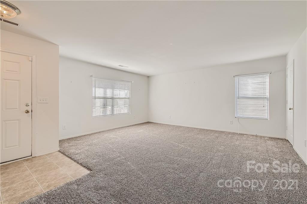 8735 Chalkstone Road Charlotte, NC 28216 - Photo 23 of 29