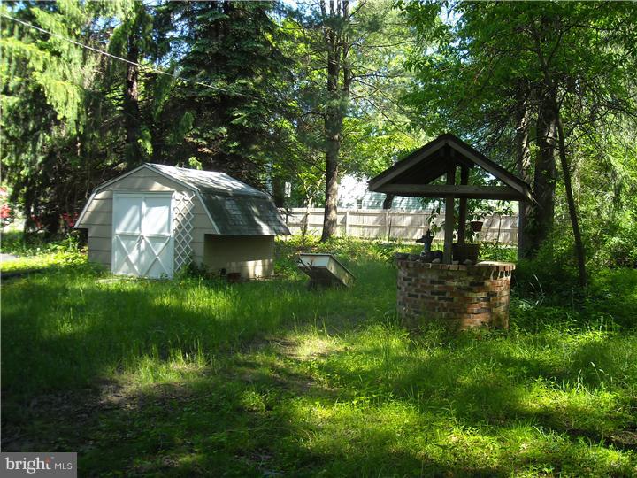248 North Post Road Princeton Junction, NJ 08550 - Photo 6 of 11 Storage Shed