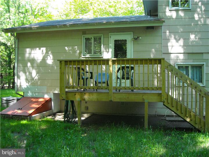 248 North Post Road Princeton Junction, NJ 08550 - Photo 7 of 11 Back Yard