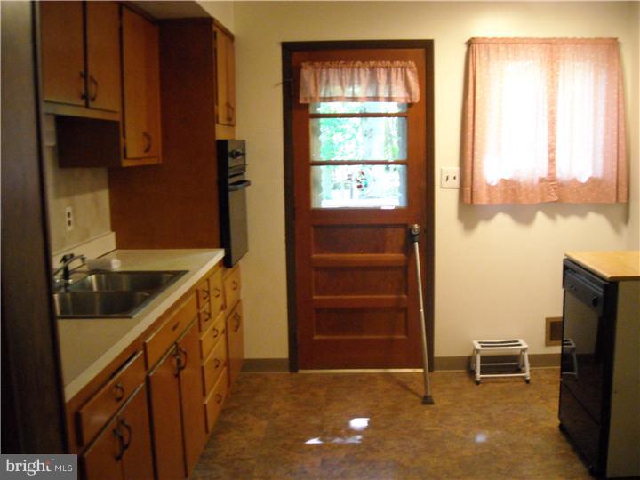 248 North Post Road Princeton Junction, NJ 08550 - Photo 8 of 11 Kitchen