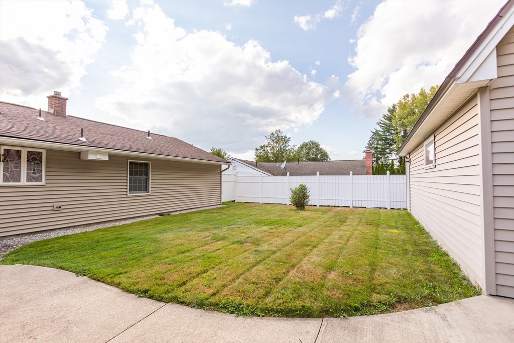 36 Edgemere Road Dalton, MA 01226 - Photo 32 of 42 Gallery Image 32