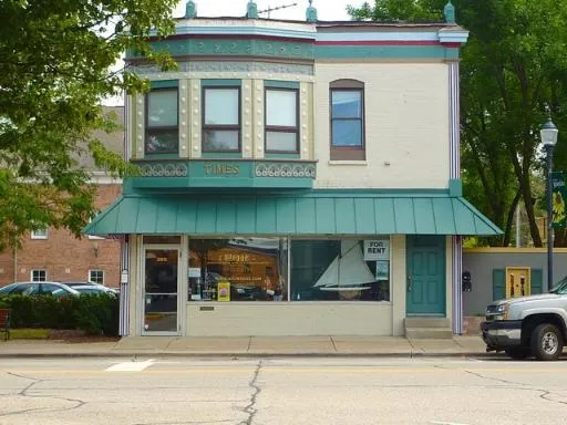 $1,195 | 263 Center Street, Unit 1, Grayslake, IL 60030