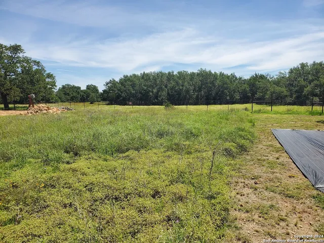 $105,000 | 108 Jesse Stiff, Blanco, TX 78606