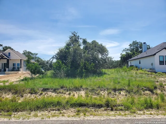 $105,000 | 108 Jesse Stiff, Blanco, TX 78606