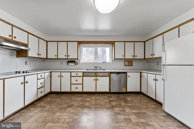 $400,000 | 5380 Wilshire Road, Harrisburg, PA 17112