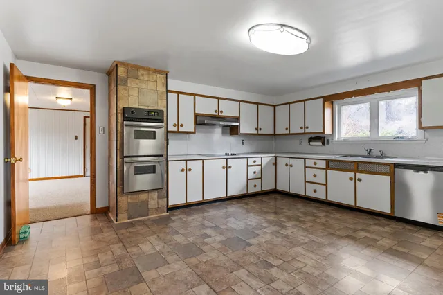 $400,000 | 5380 Wilshire Road, Harrisburg, PA 17112