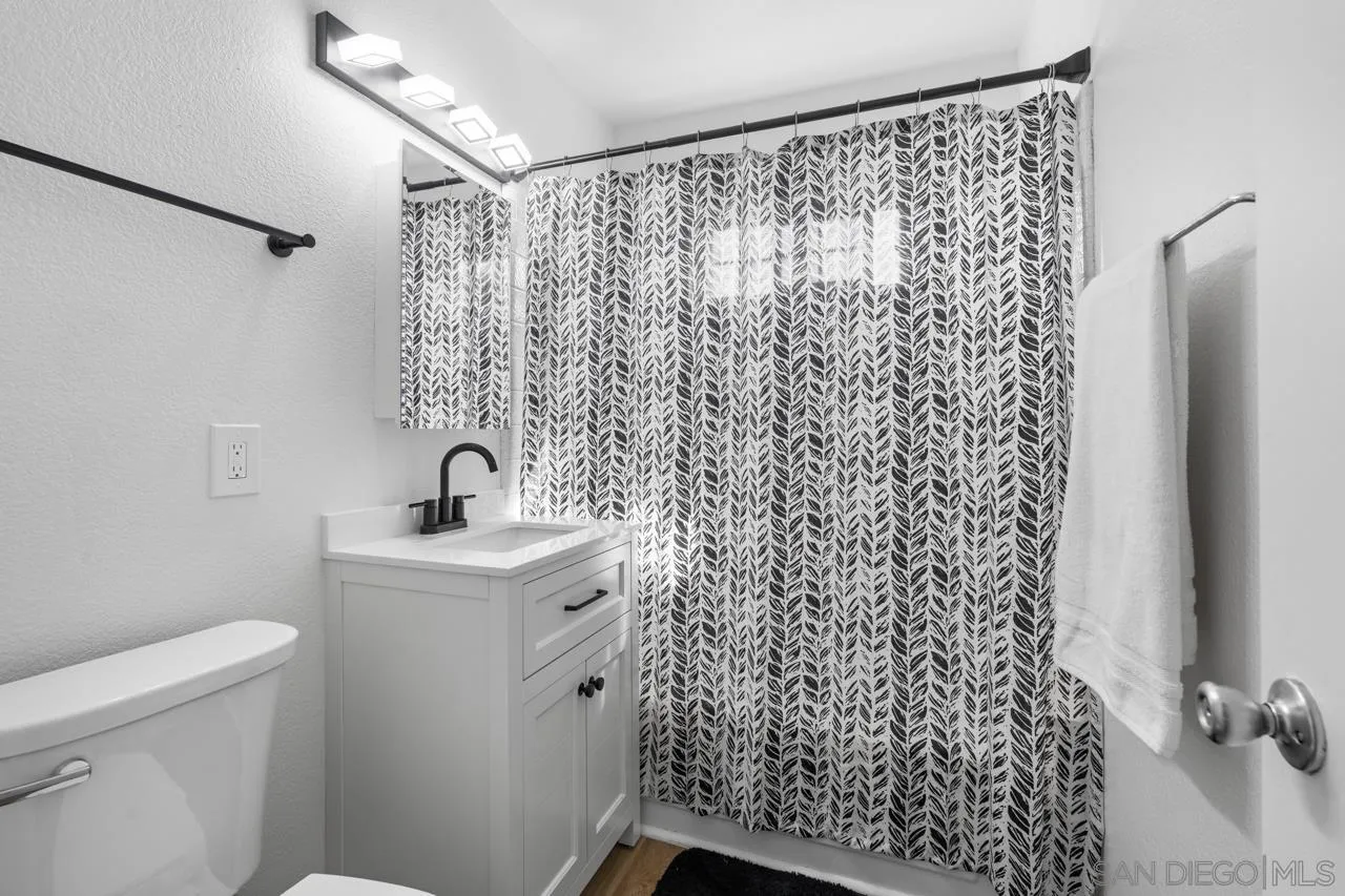 8632 Atlas View Drive Santee, CA 92071 - Photo 15 of 25