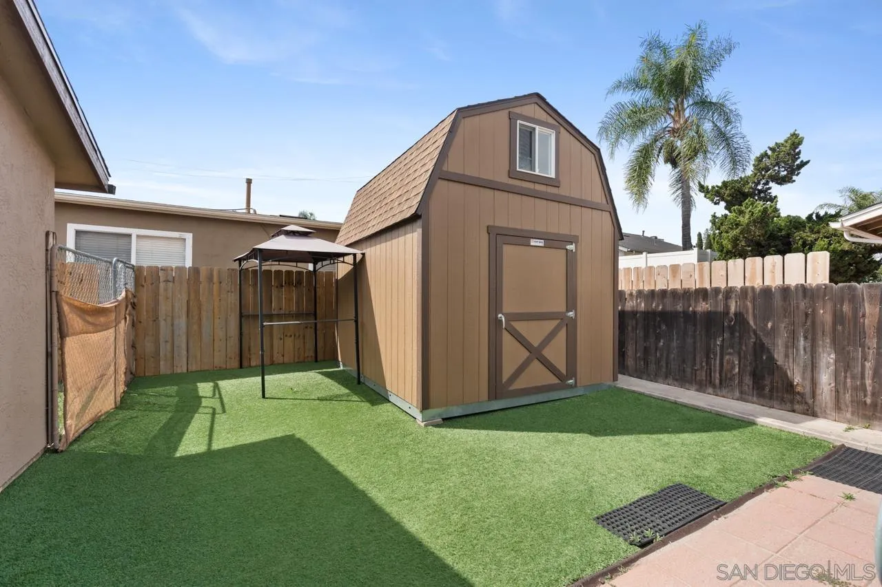 8632 Atlas View Drive Santee, CA 92071 - Photo 21 of 25