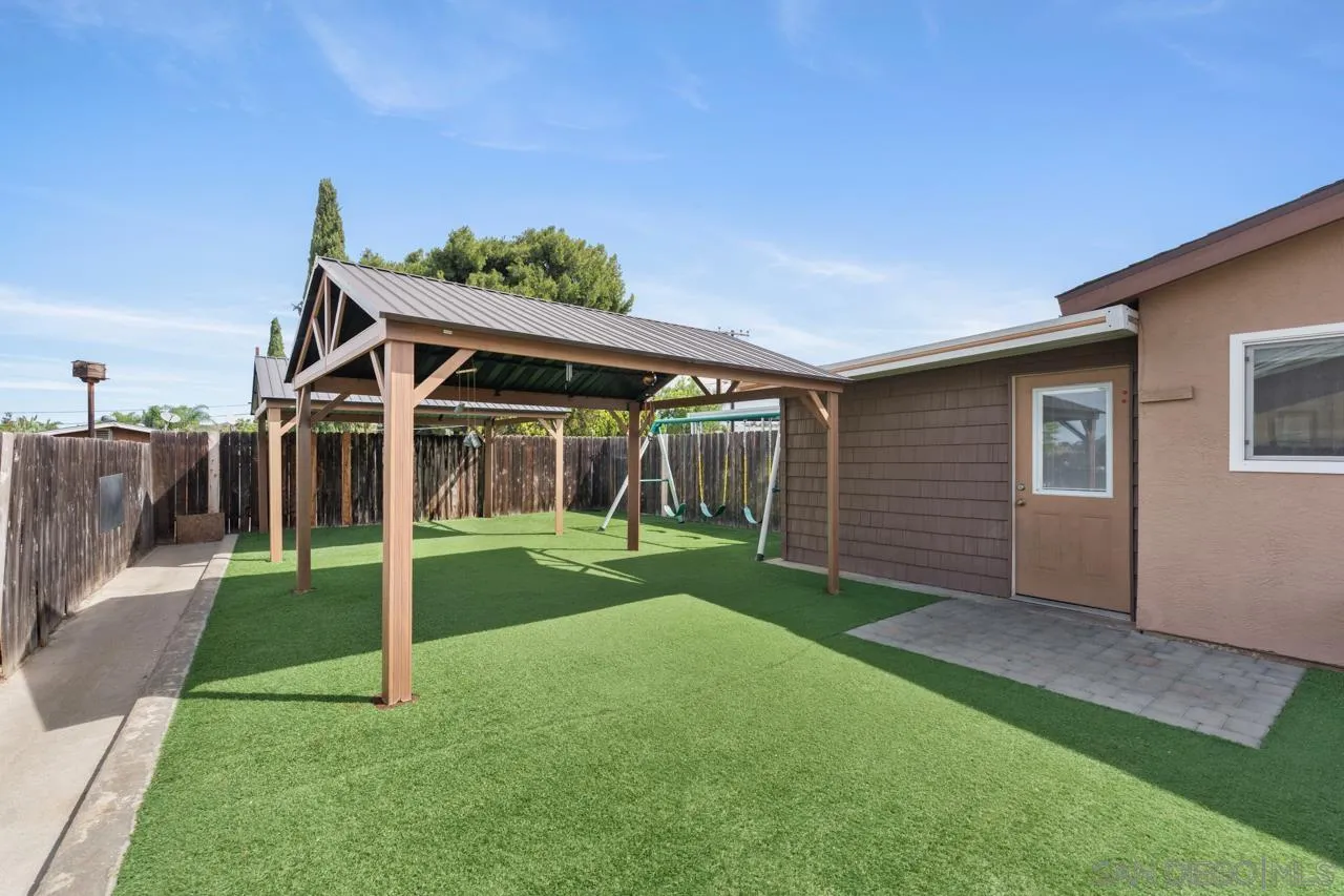 8632 Atlas View Drive Santee, CA 92071 - Photo 23 of 25