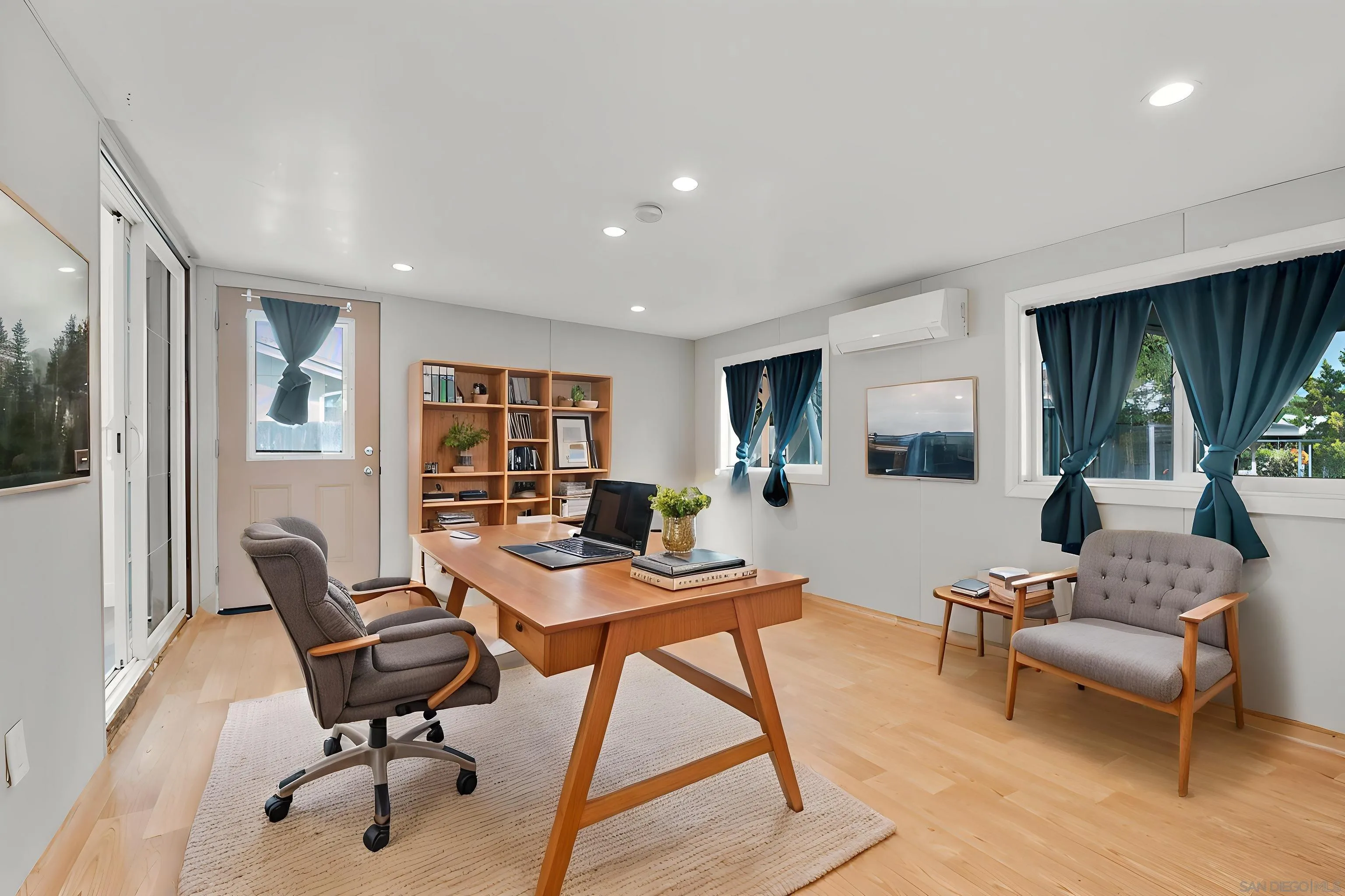 8632 Atlas View Drive Santee, CA 92071 - Photo 9 of 25 Virtually Staged