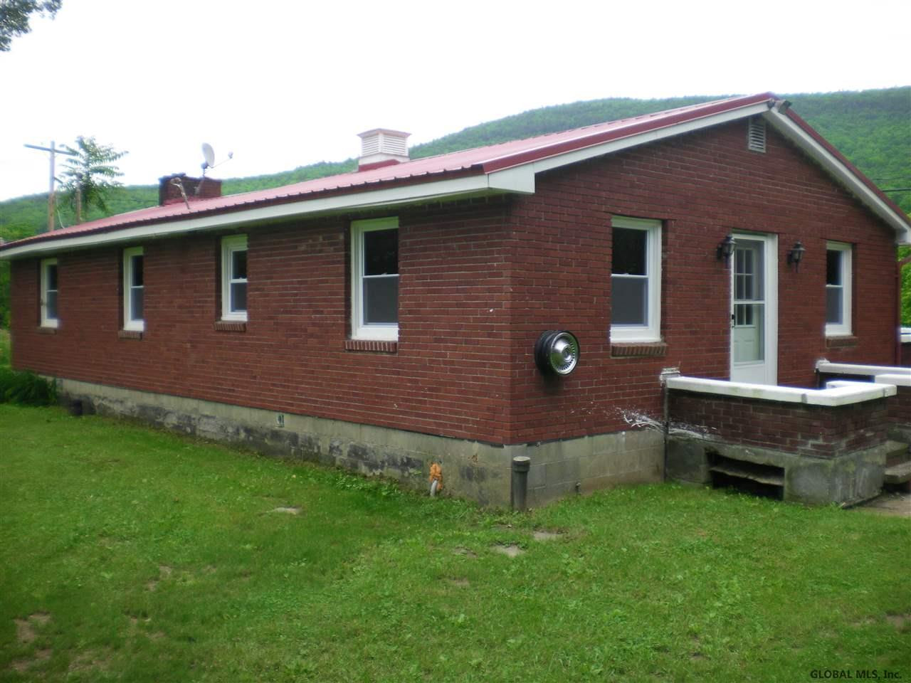 1261 Clauverwie Road Middleburgh, NY 12122 - Photo 3 of 18 Photo 3