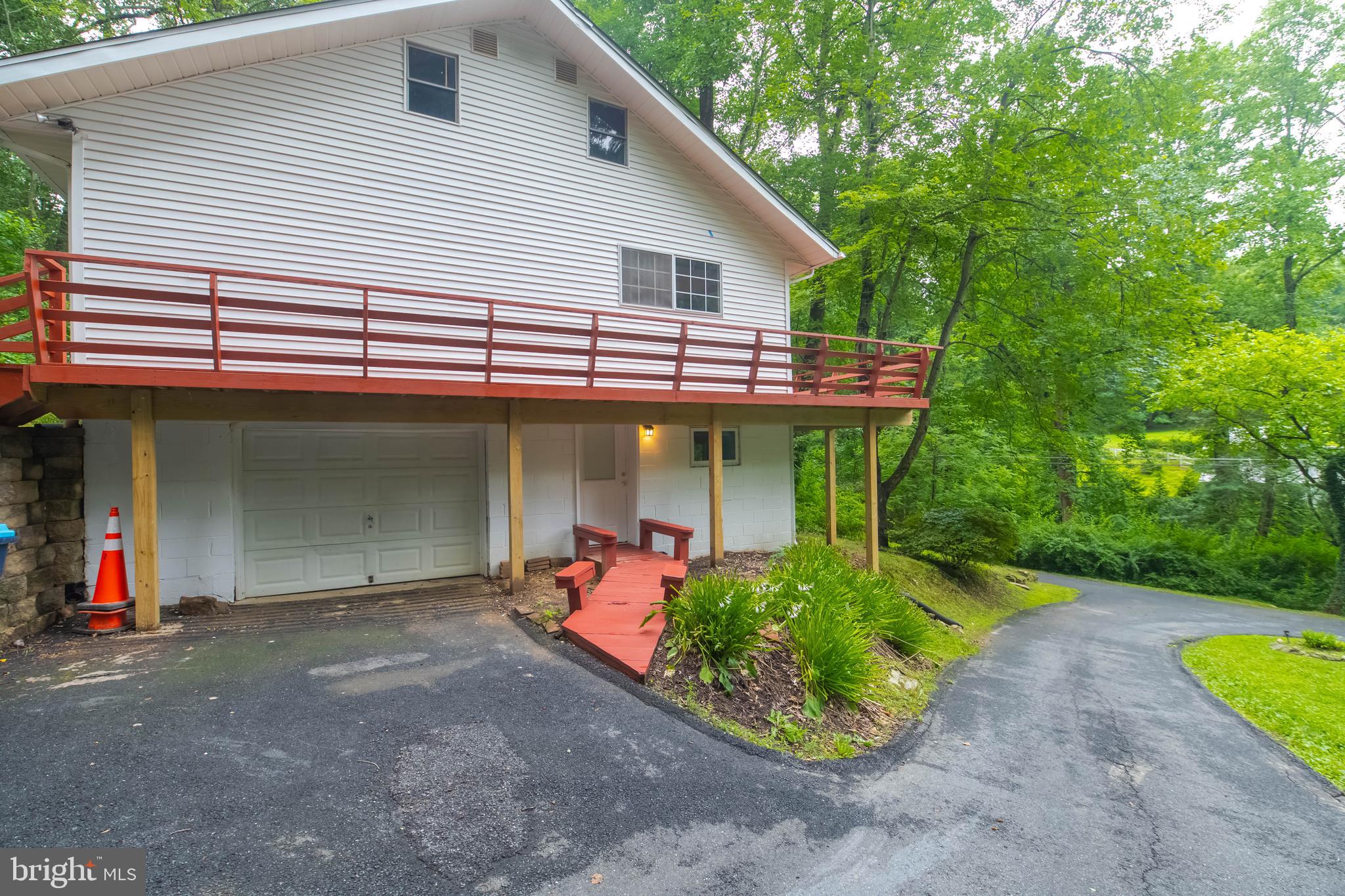 2525 Friendship Road Fallston, MD 21047 - Photo 2 of 53 Lower level Garage