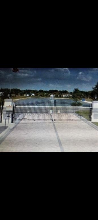 612 Southwest 35th Trace Okeechobee, FL 34974 - Photo 3 of 4 a view of a car is parked