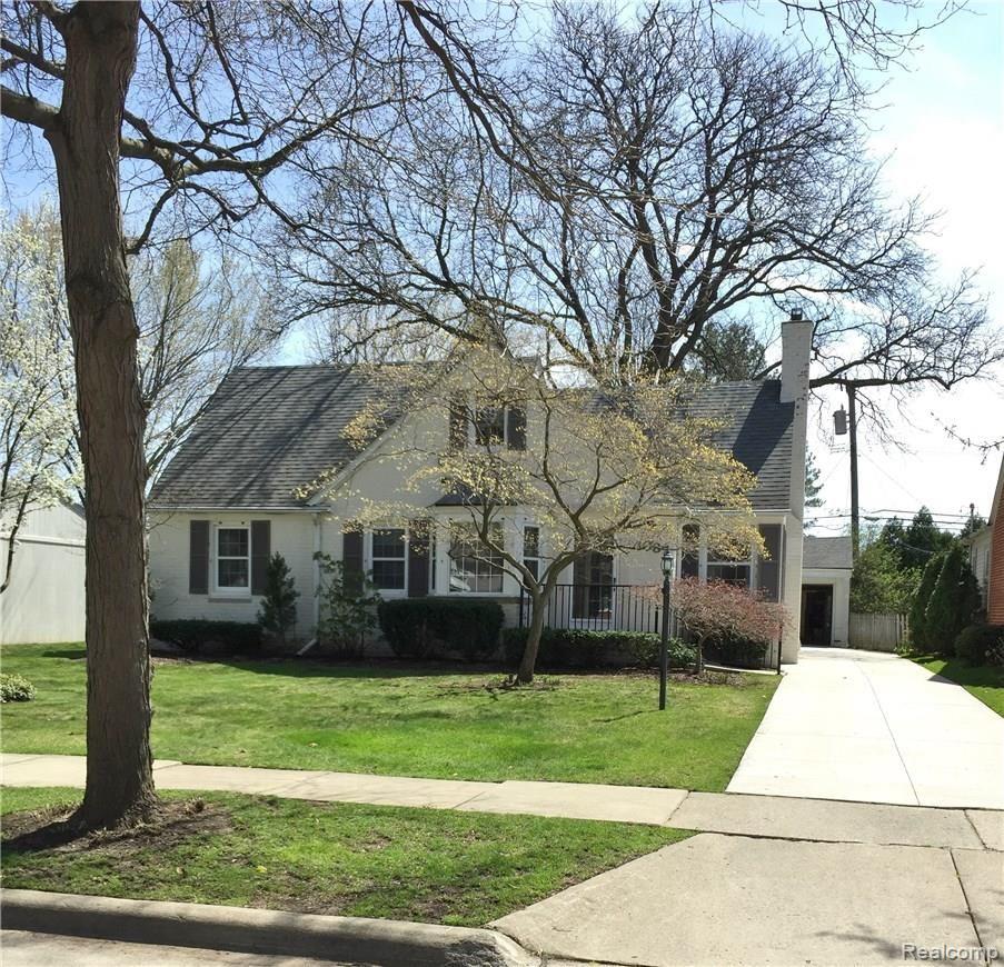 1087 Hawthorne Road Grosse Pointe, MI 48236 - Photo 1 of 1 1087 Hawthorne.JPG