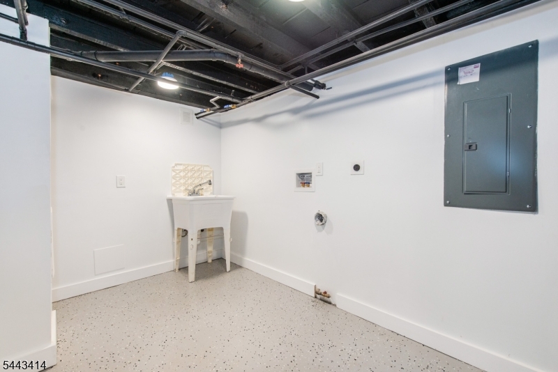 57 Goldsmith Avenue Newark, NJ 07112 - Photo 27 of 29