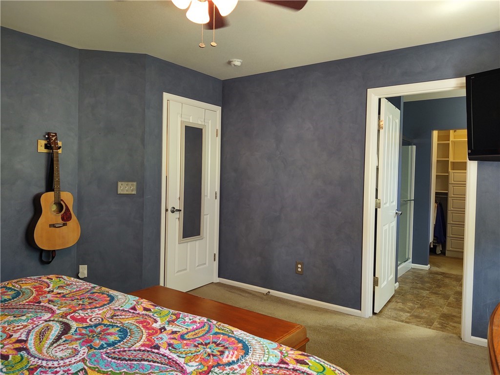 4214 167th Place Southeast Bothell, WA 98012 - Photo 19 of 40 Gallery Image 19