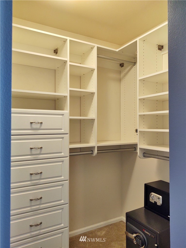 4214 167th Place Southeast Bothell, WA 98012 - Photo 24 of 40 Gallery Image 24