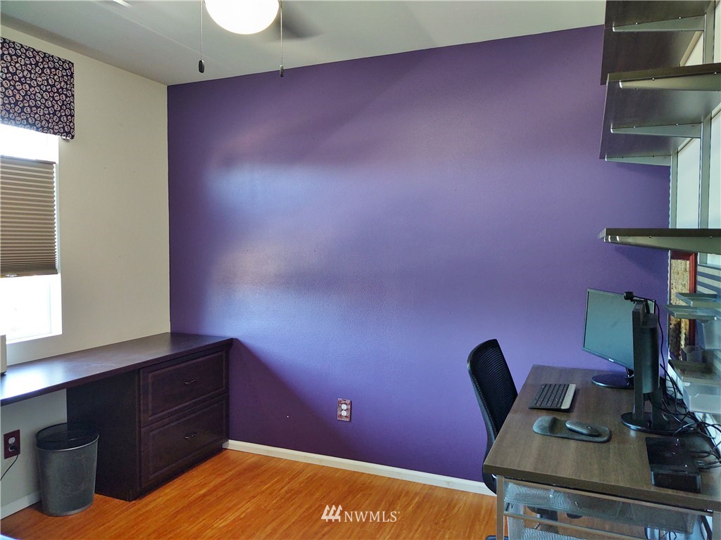 4214 167th Place Southeast Bothell, WA 98012 - Photo 26 of 40 Gallery Image 26