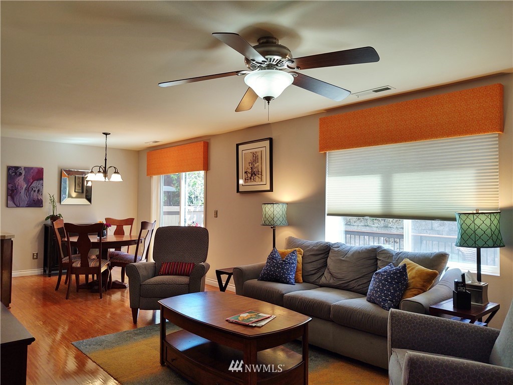 4214 167th Place Southeast Bothell, WA 98012 - Photo 9 of 40 Gallery Image 9