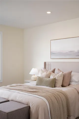 $424,000 | 13 Suffolk Drive, Unit 5, Concord, NH 03303