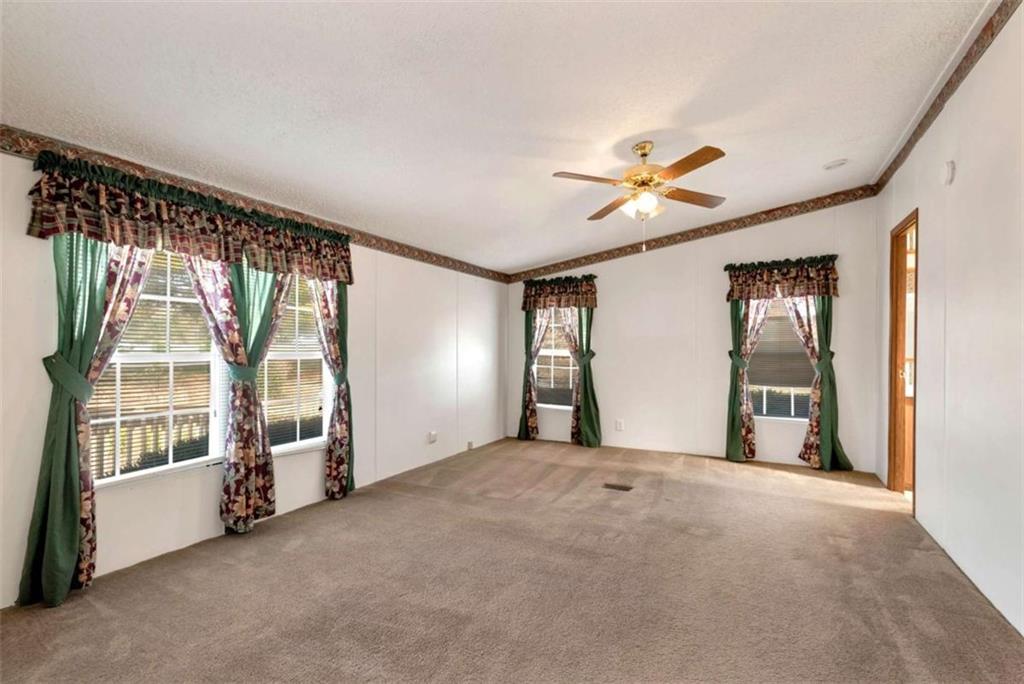 6392 Athens Highway Jefferson, GA 30549 - Photo 28 of 52